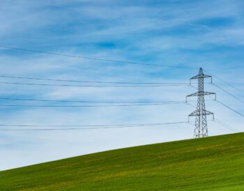 kraftledning för att jämföra elpris